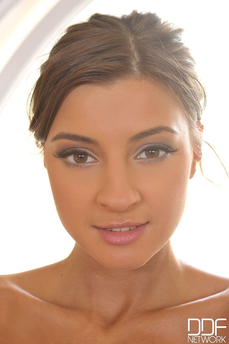 Кристина, 25